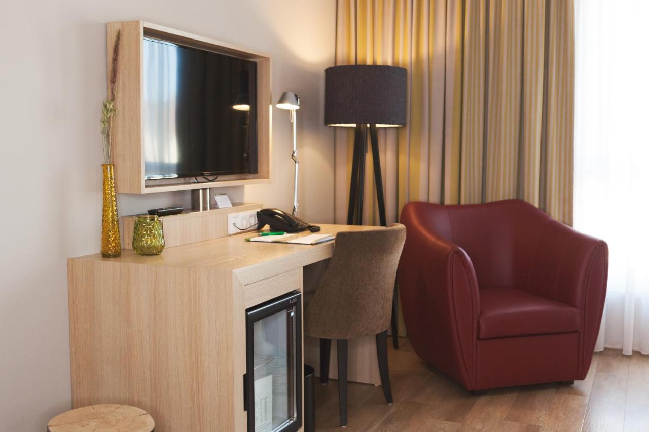 Weinhotel Kaisergarten อัลไซย์ ภายนอก รูปภาพ