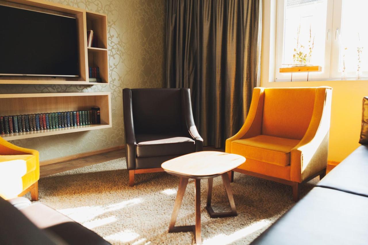 Weinhotel Kaisergarten อัลไซย์ ภายนอก รูปภาพ