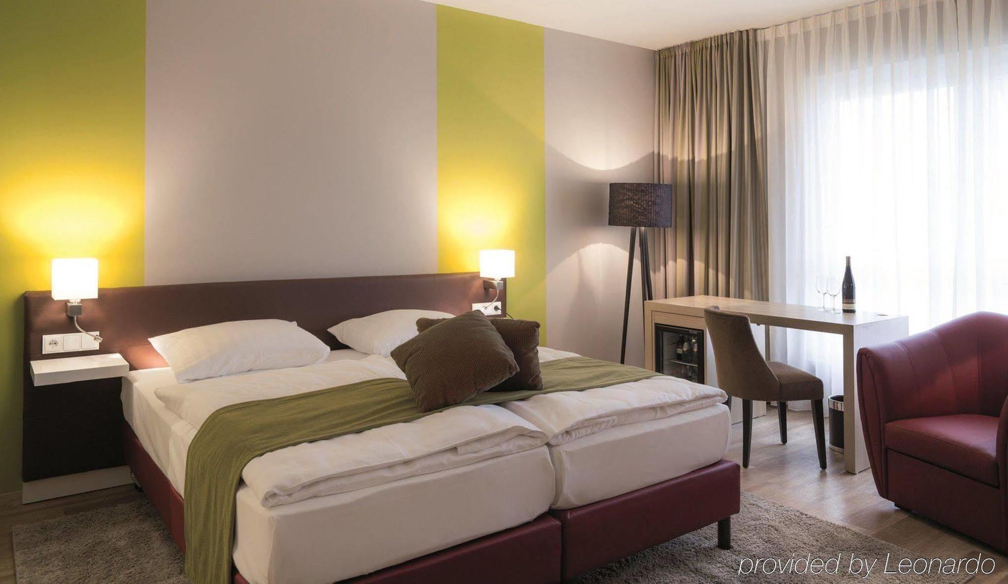 Weinhotel Kaisergarten อัลไซย์ ภายนอก รูปภาพ