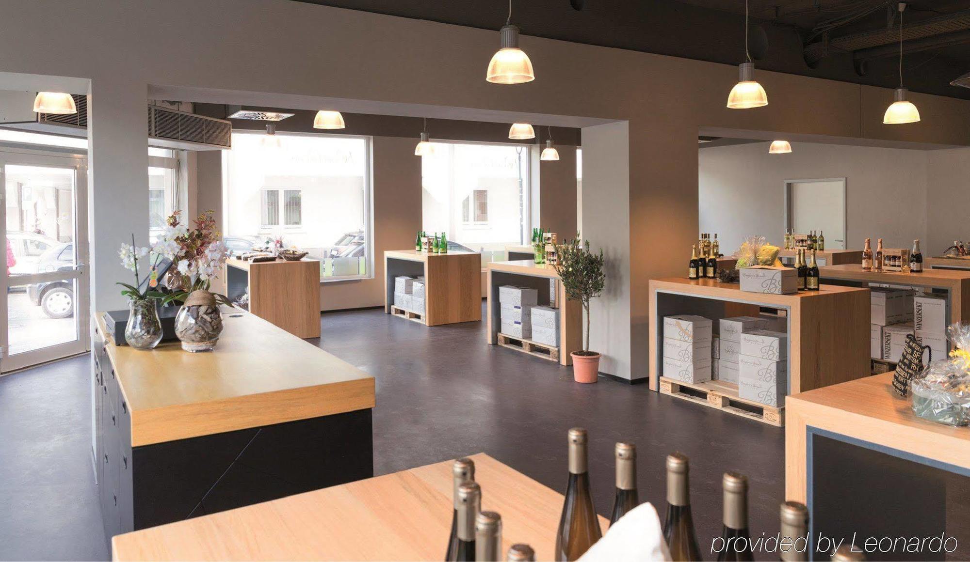 Weinhotel Kaisergarten อัลไซย์ ภายนอก รูปภาพ