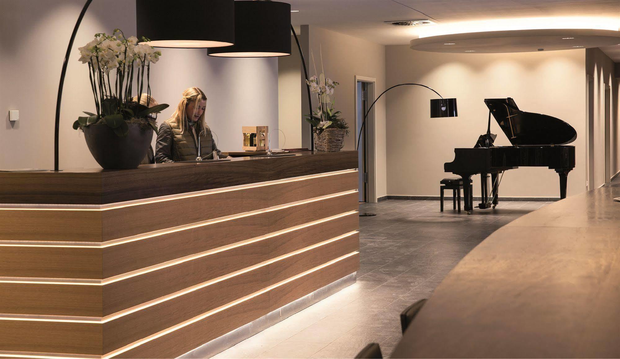 Weinhotel Kaisergarten อัลไซย์ ภายนอก รูปภาพ